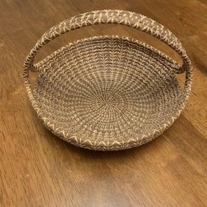 PINE NEEDLE ? BASKET W/ HANDLE UNIQUE
